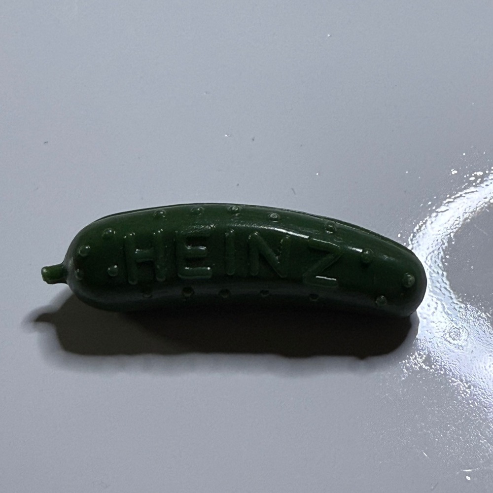 Heinz Pickle Pin Vintage Novelty Foodie‎ Collectible Kitsch